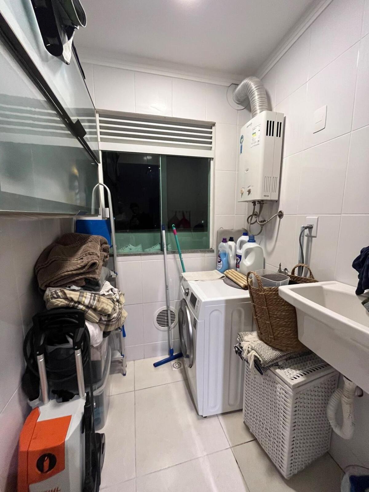 Cobertura 800 Metros Da Apartamento *